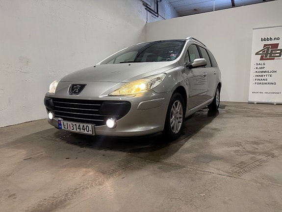Peugeot 307 SW 11 of 30