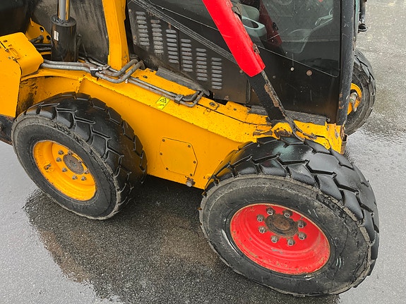 JCB 300 T4 9 of 29