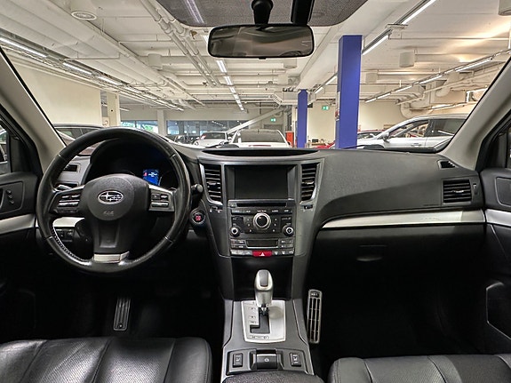 Subaru Outback 10 of 26
