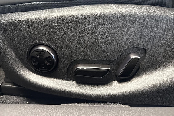 BYD Seal 14 of 22