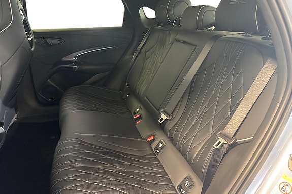 BYD Seal 15 of 22