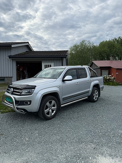 Volkswagen Amarok 2 of 5