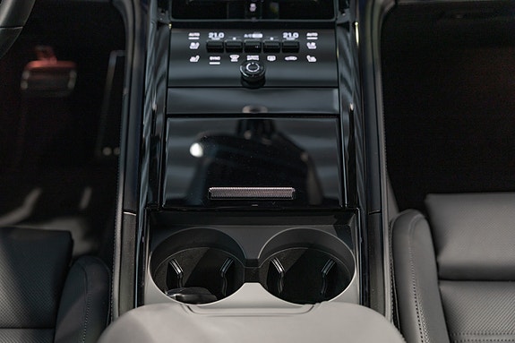 Porsche Panamera 25 of 30