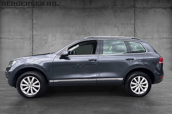 Volkswagen Touareg 2 of 19
