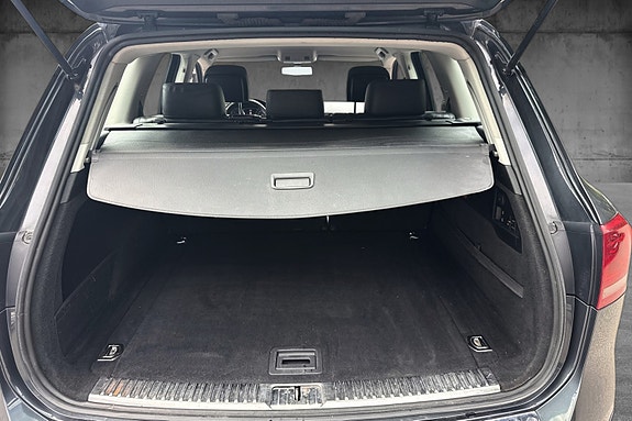 Volkswagen Touareg 10 of 19