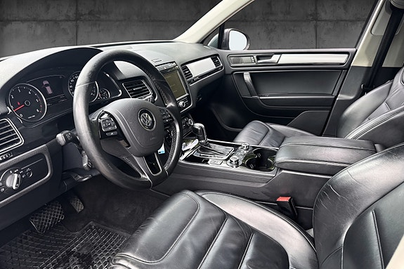 Volkswagen Touareg 12 of 19