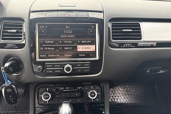 Volkswagen Touareg 15 of 19