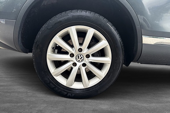 Volkswagen Touareg 19 of 19