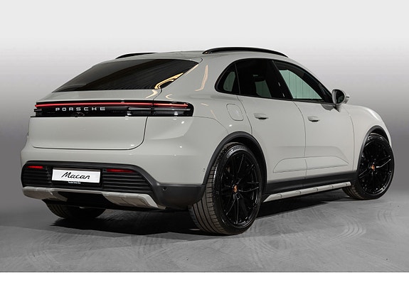 Porsche Macan 3 of 30