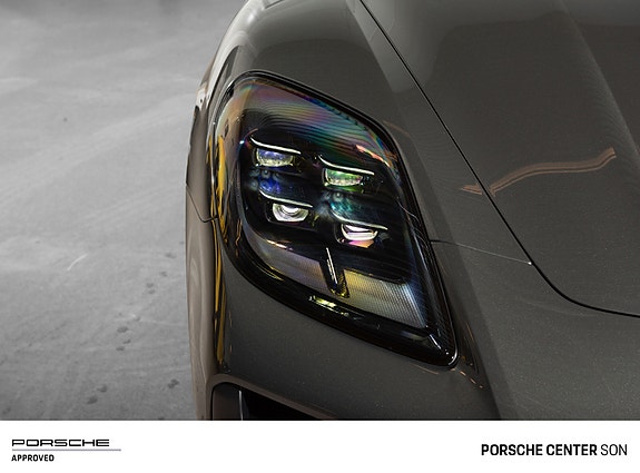 Porsche Panamera 14 of 30