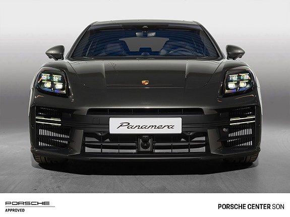 Porsche Panamera 8 of 30