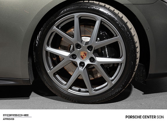 Porsche Panamera 24 of 30