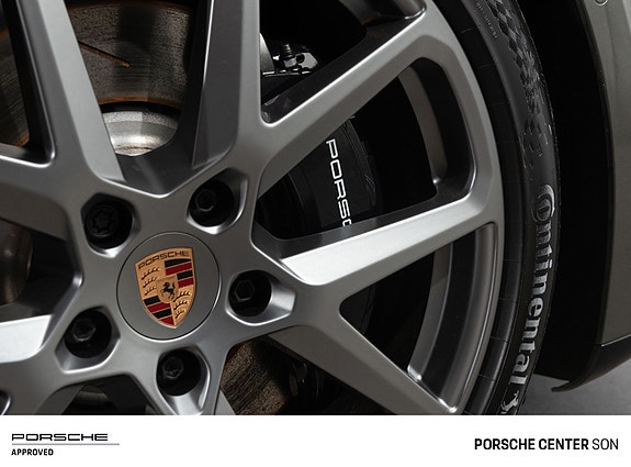 Porsche Panamera 20 of 30