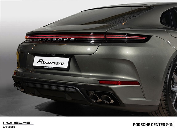 Porsche Panamera 16 of 30