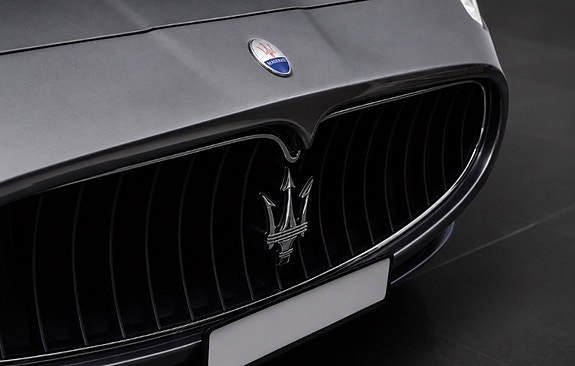Maserati GranTurismo 4 of 5