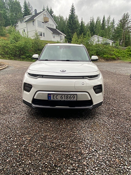 Kia e-Soul 4 of 5