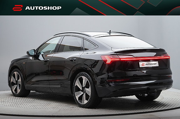 Audi e-tron Sportback 4 of 5