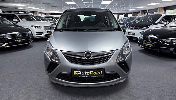 Opel Zafira Tourer 2 of 13
