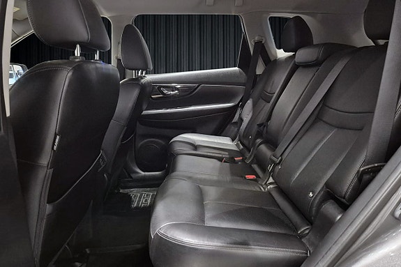 Nissan X-Trail 30 of 30
