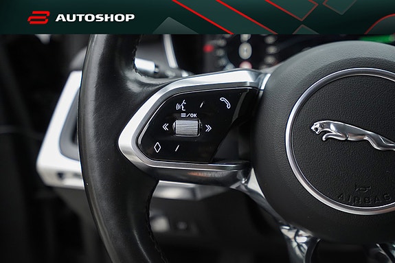 Jaguar I-PACE 27 of 30