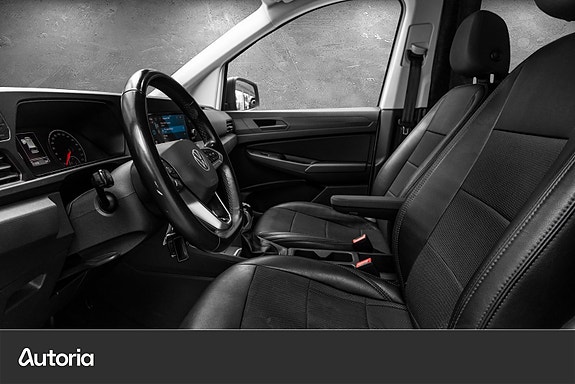Volkswagen Caddy Maxi 10 of 23