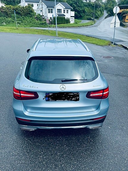 Mercedes-Benz GLC350 e 5 of 15