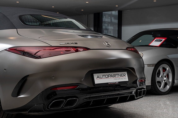 Mercedes-Benz SL63 7 of 30