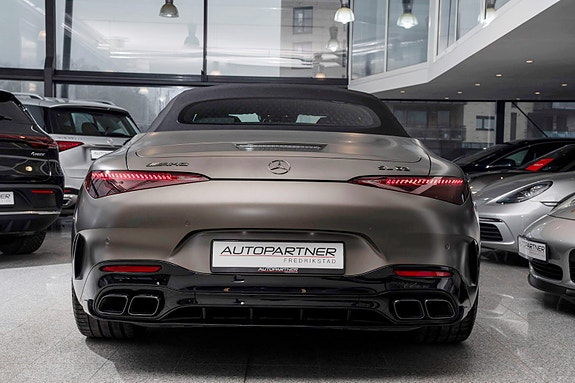 Mercedes-Benz SL63 6 of 30