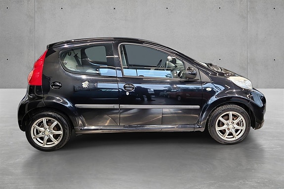 Peugeot 107 3 of 5