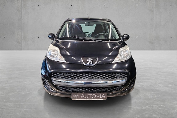 Peugeot 107 2 of 5