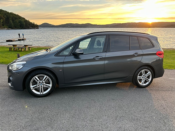 BMW 220d 2 of 30