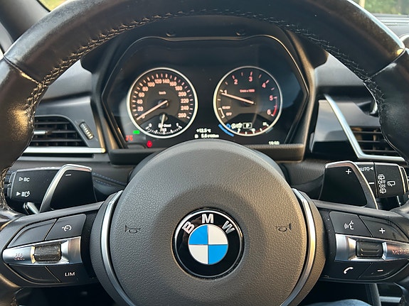 BMW 220d 27 of 30