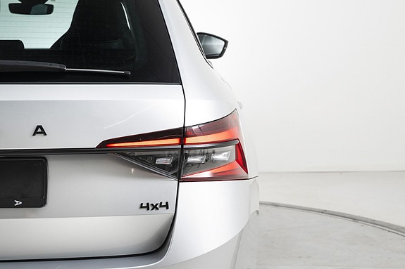 Skoda Superb 9 of 30