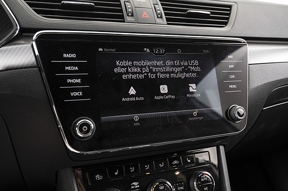 Skoda Superb 19 of 30