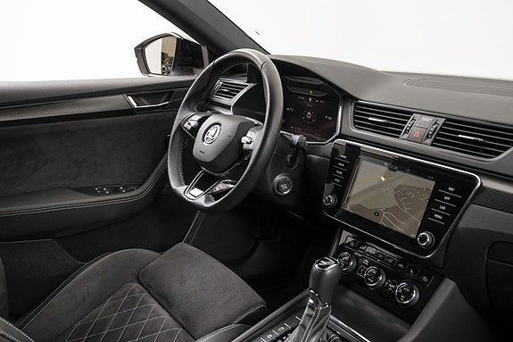 Skoda Superb 25 of 30