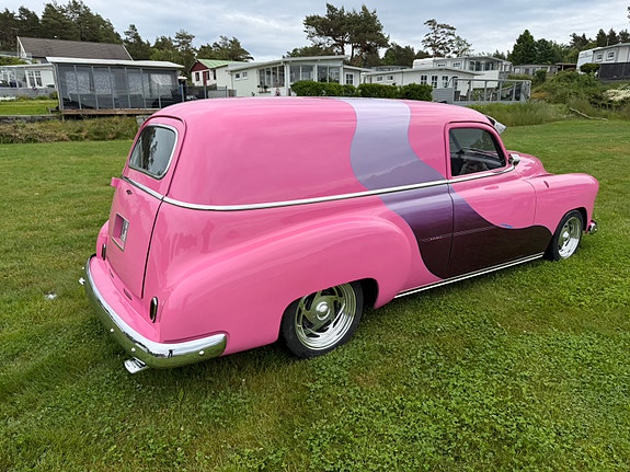 Chevrolet 8 of 21