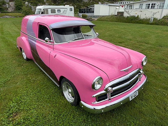 Chevrolet 4 of 5