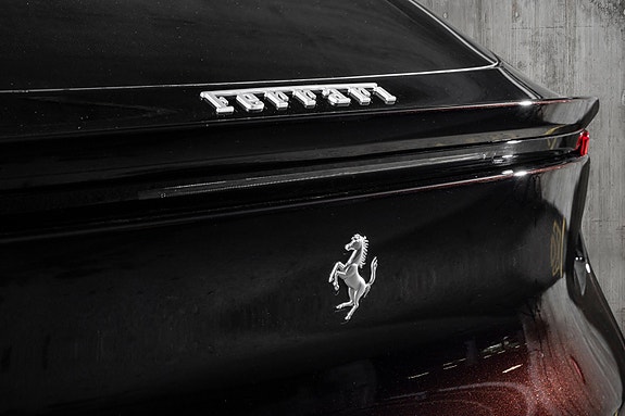 Ferrari Purosangue 15 of 30