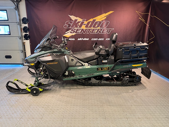 Ski-doo Expedition SE 900 ACE Turbo R 2 of 7