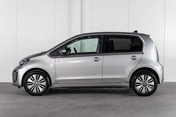 Volkswagen UP! 2 of 5