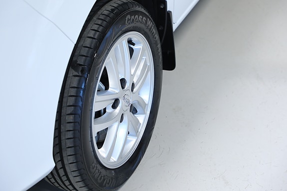 BYD eTP3 26 of 27