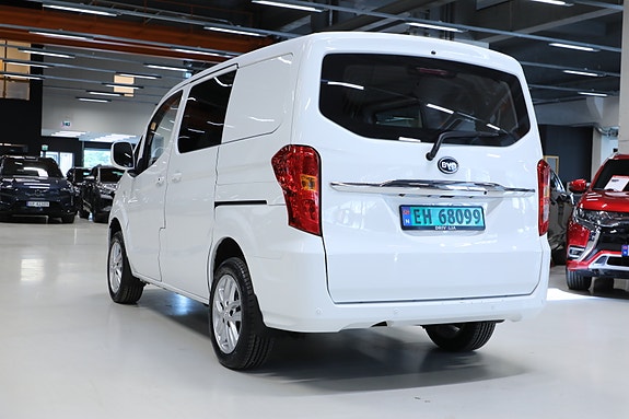 BYD eTP3 5 of 27