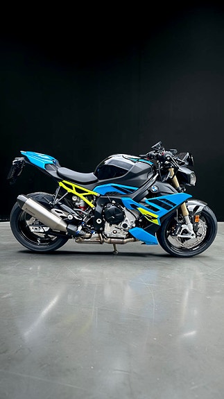 BMW S 1000 R 2 of 5