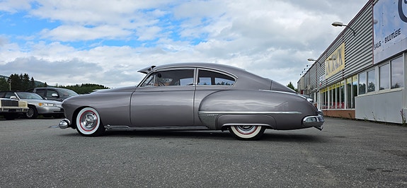 Oldsmobile Custom 11 of 30