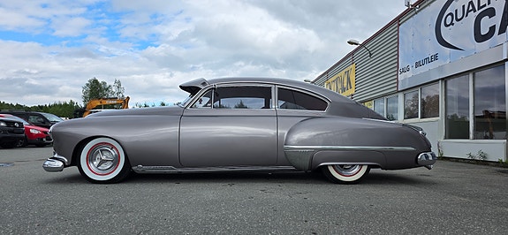Oldsmobile Custom 9 of 30