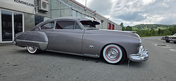 Oldsmobile Custom 26 of 30