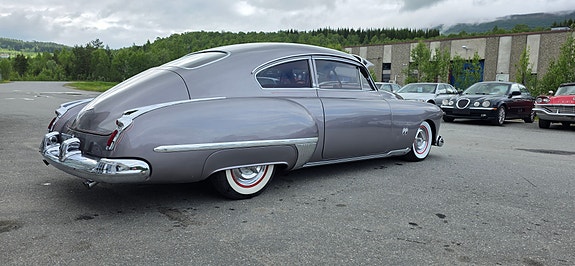 Oldsmobile Custom 23 of 30