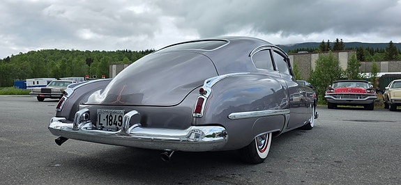 Oldsmobile Custom 20 of 30