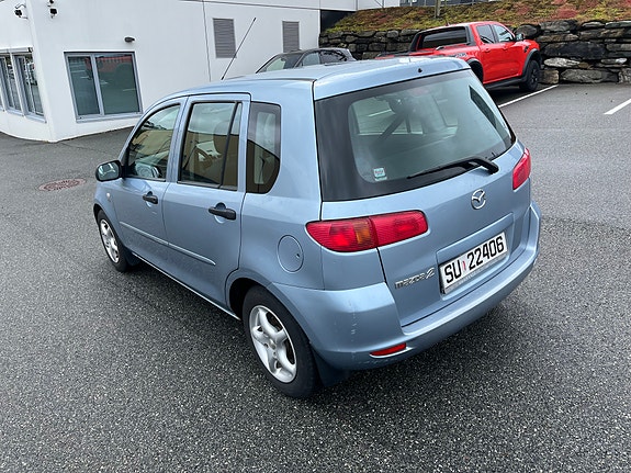 Mazda 2 10 of 15