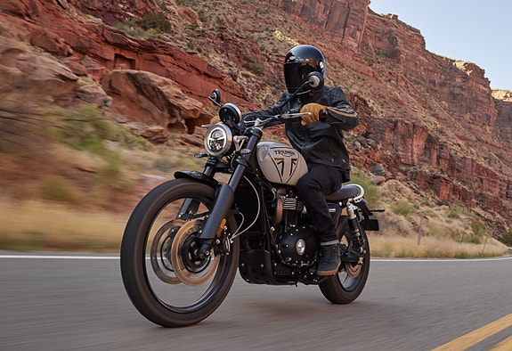Triumph Scrambler 1200 X 8 of 12